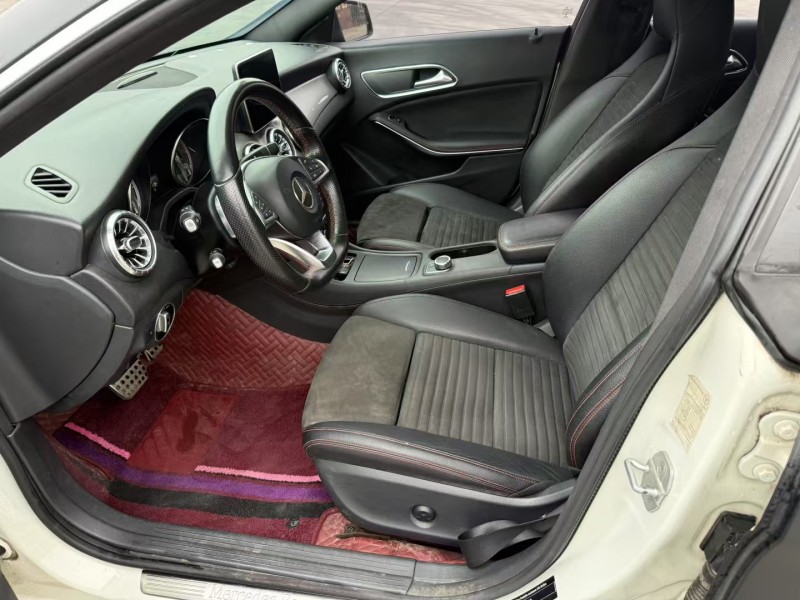 徐州16年奔驰CLA3