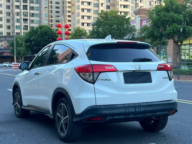 东莞21年本田缤智7