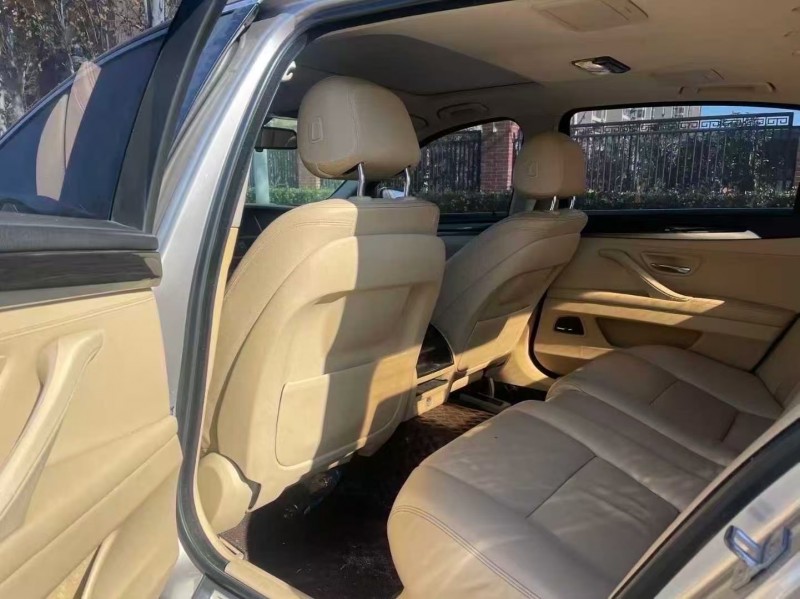 郑州15年宝马5系9