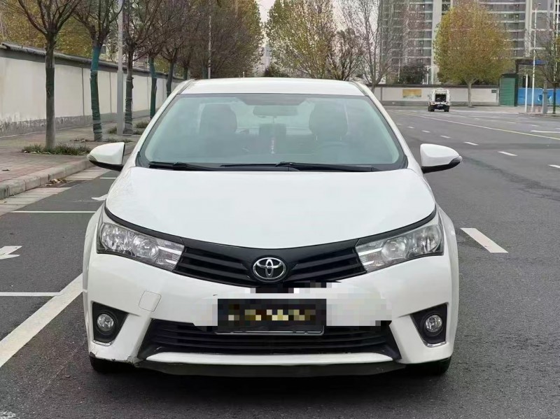 郑州17年丰田卡罗拉1