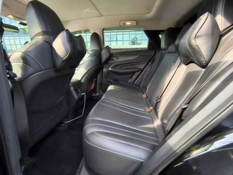 东莞23年启辰大V5