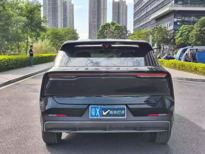 东莞23年启辰大V9