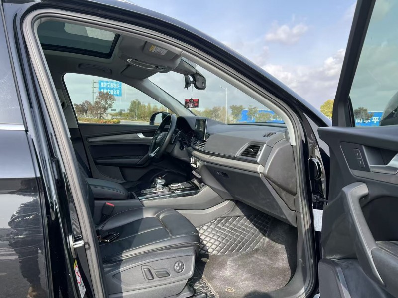 盐城19年奥迪Q56