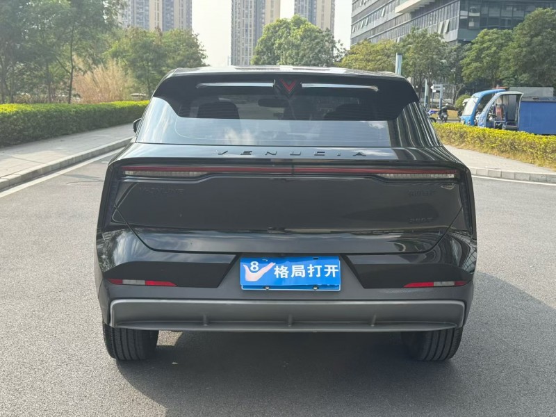 东莞23年启辰大V9