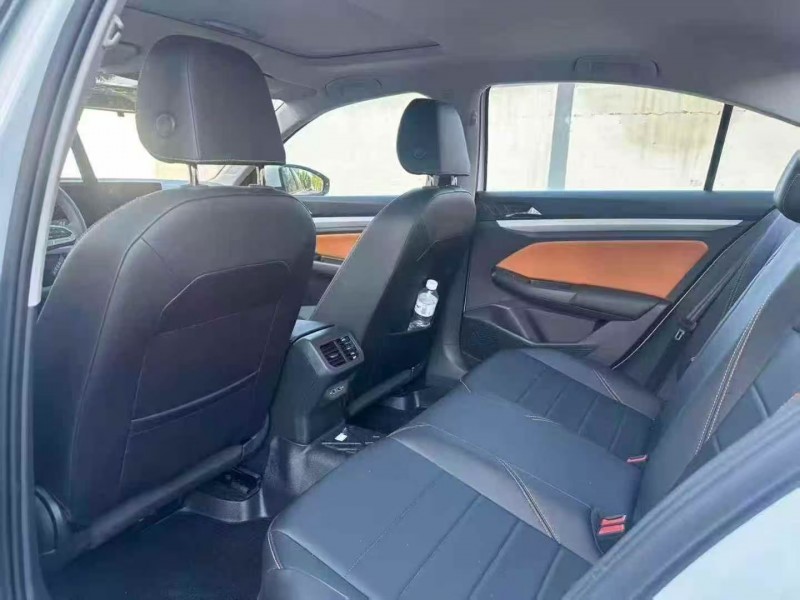 郑州25年大众宝来4