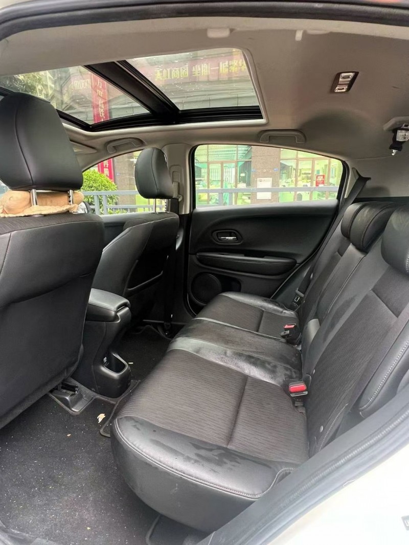 东莞22年本田缤智5