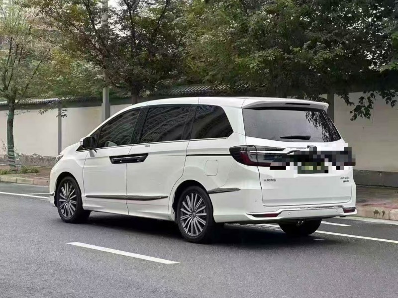 郑州23年本田艾力绅8