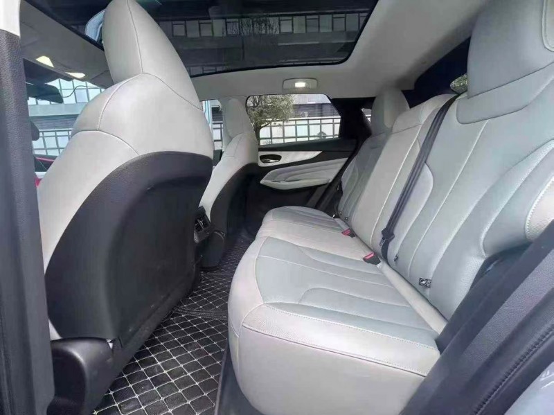 东莞24年启辰大V5