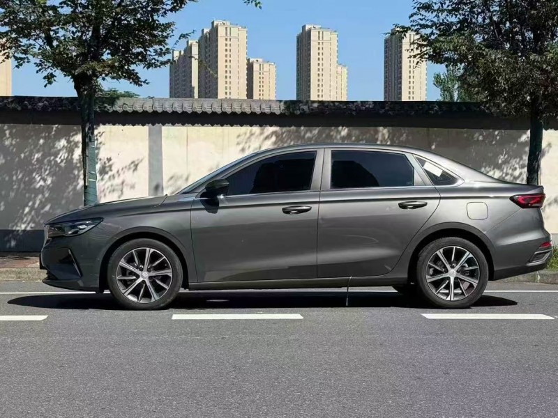 郑州24年吉利帝豪7