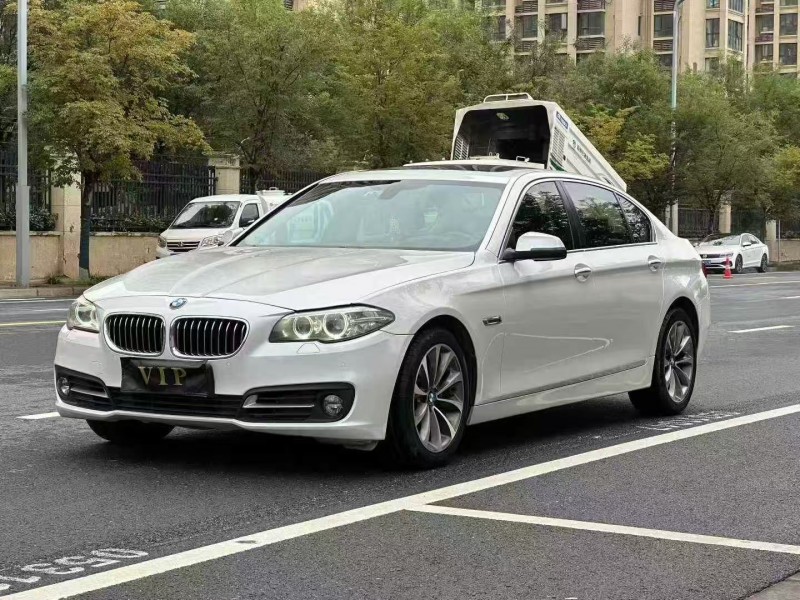 郑州17年宝马5系3