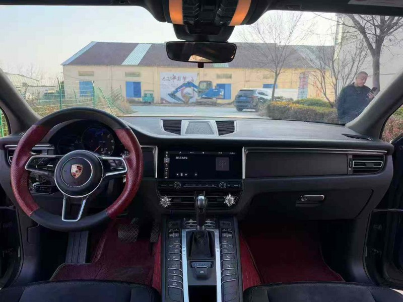 徐州19年保时捷Macan8