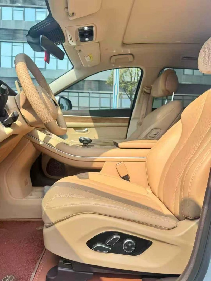 东莞24年华为智选问界4