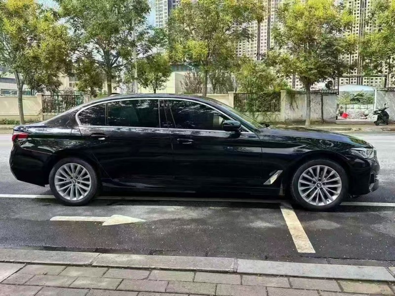 郑州23年宝马5系8
