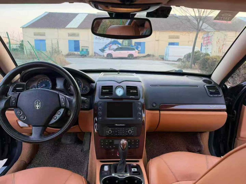 徐州13年玛莎拉蒂总裁8