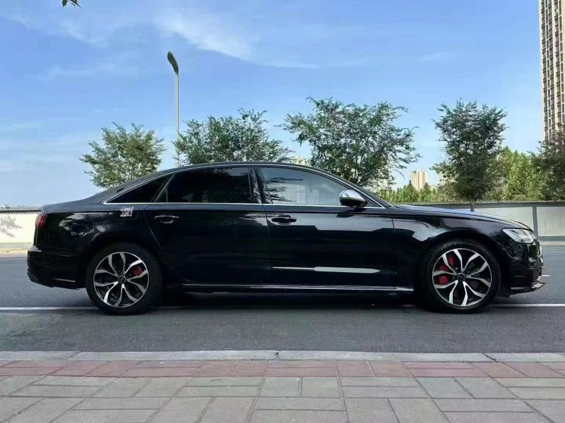 郑州17年奥迪A6L8