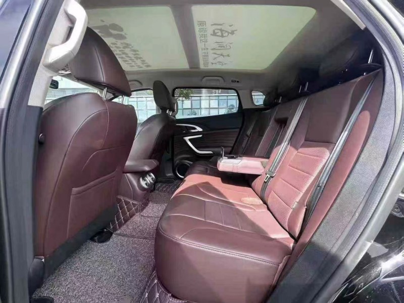 东莞20年长城汽车魏牌6