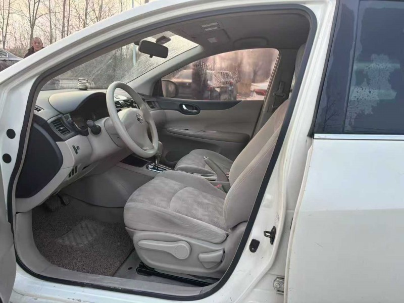 徐州13年日产骐达6