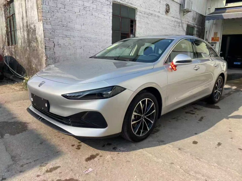 广州25年荣威D73