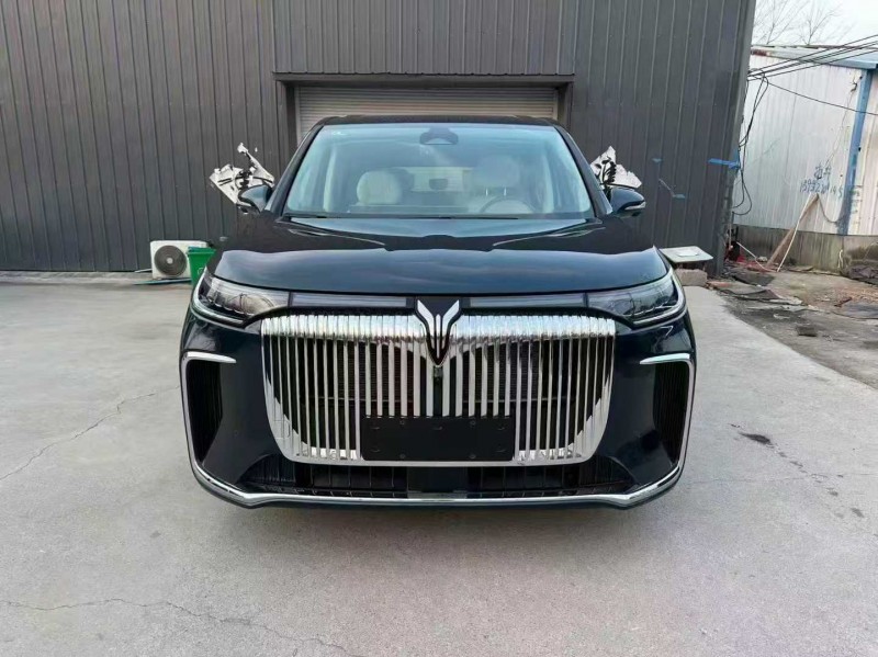 徐州25年岚图汽车梦想家1