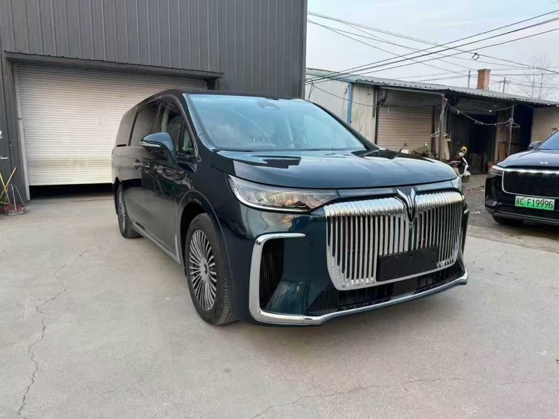 徐州25年岚图汽车梦想家2