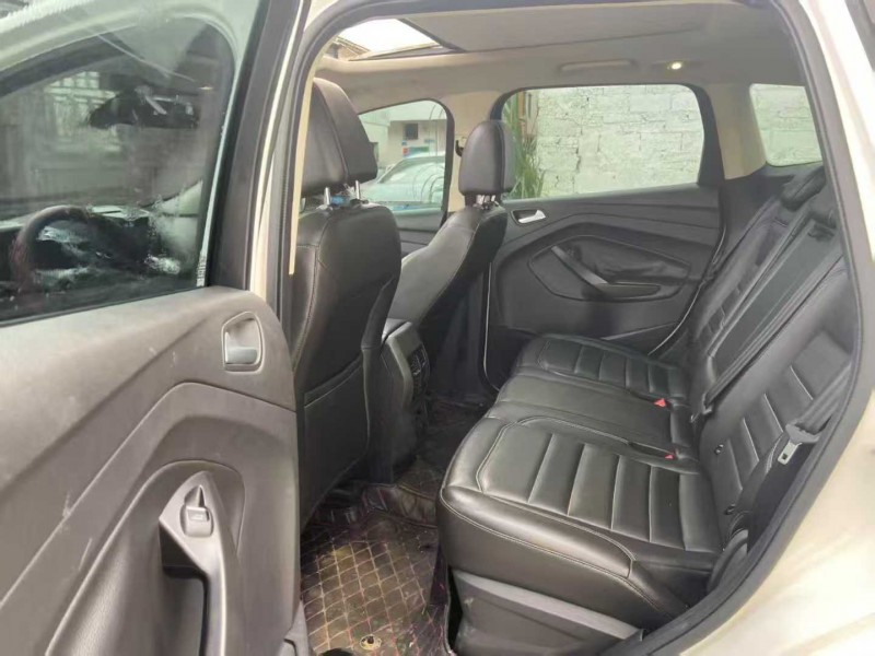 广州18年福特翼虎6