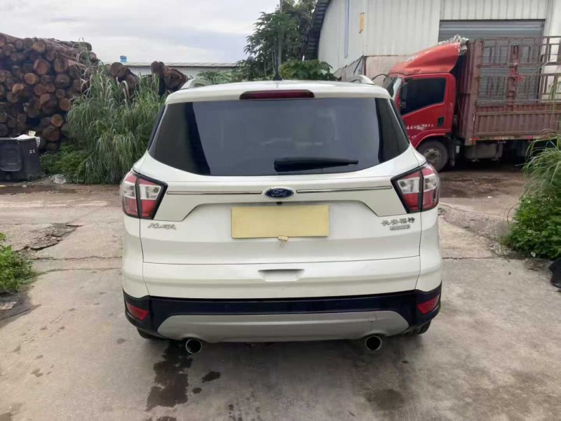 广州18年福特翼虎8