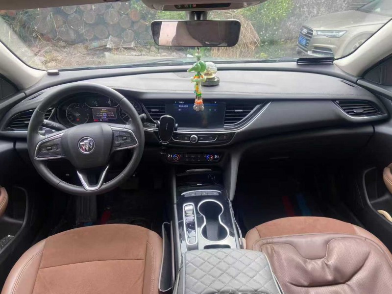 广州23年别克君威5