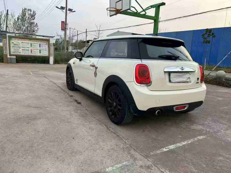 徐州20年MINICOUNTRYMAN5