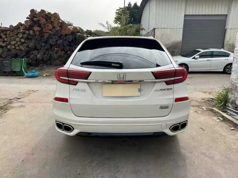 广州22年本田冠道8