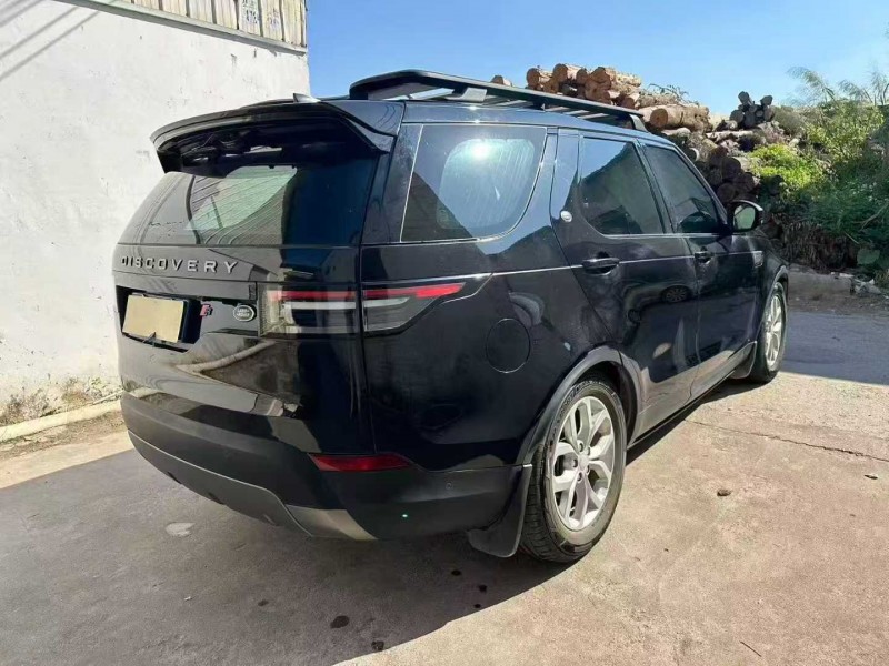 广州14年路虎发现7