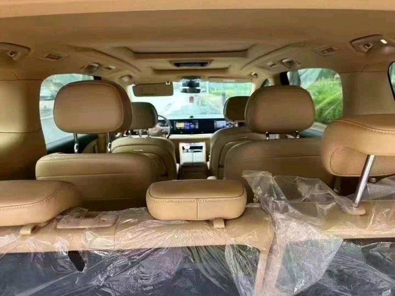 青岛24年岚图汽车梦想家8