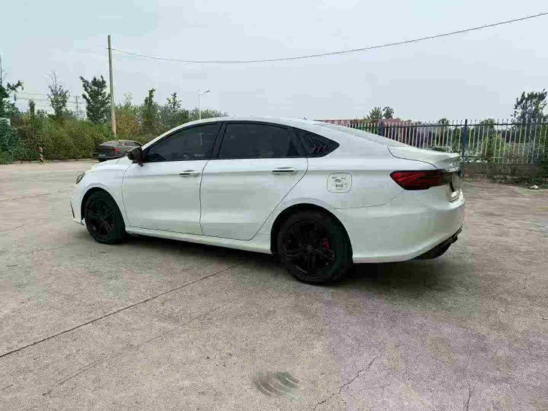 徐州21年吉利缤瑞8