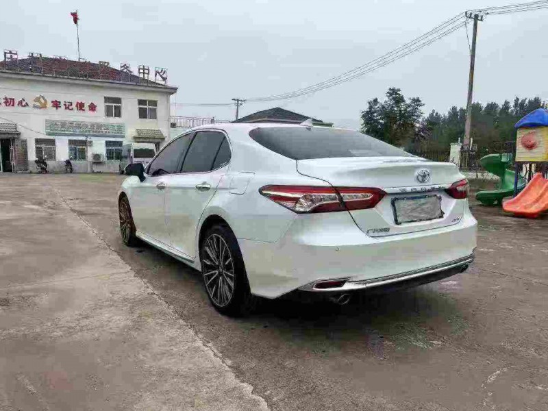 徐州24年丰田凯美瑞5