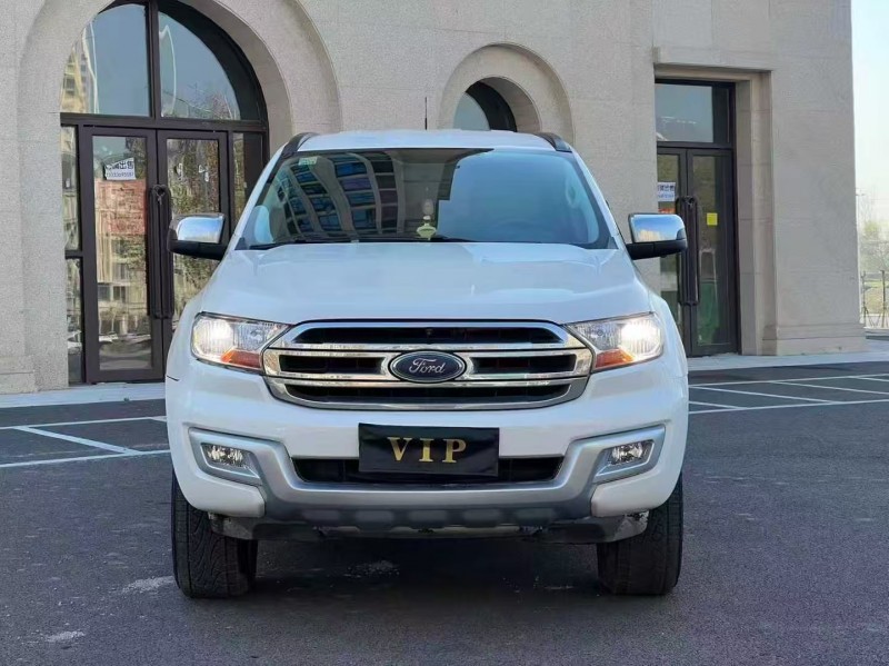 郑州17年福特撼路者1