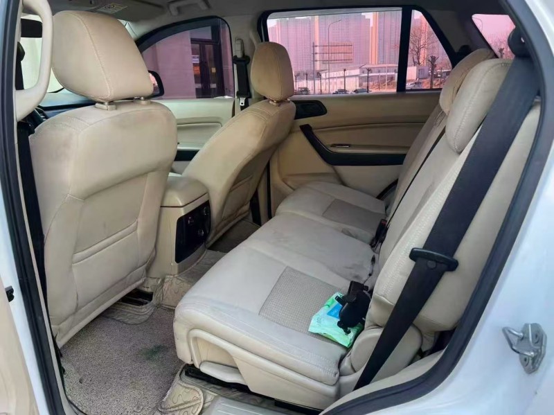 郑州17年福特撼路者4