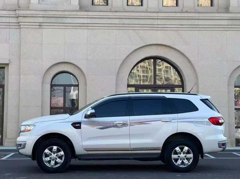 郑州17年福特撼路者6