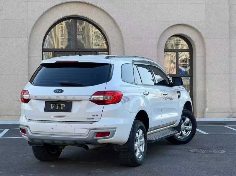 郑州17年福特撼路者8