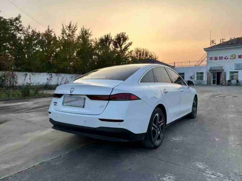 徐州24年荣威D76