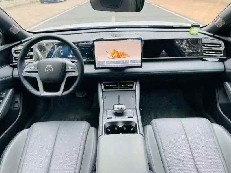 广州25年比亚迪秦5