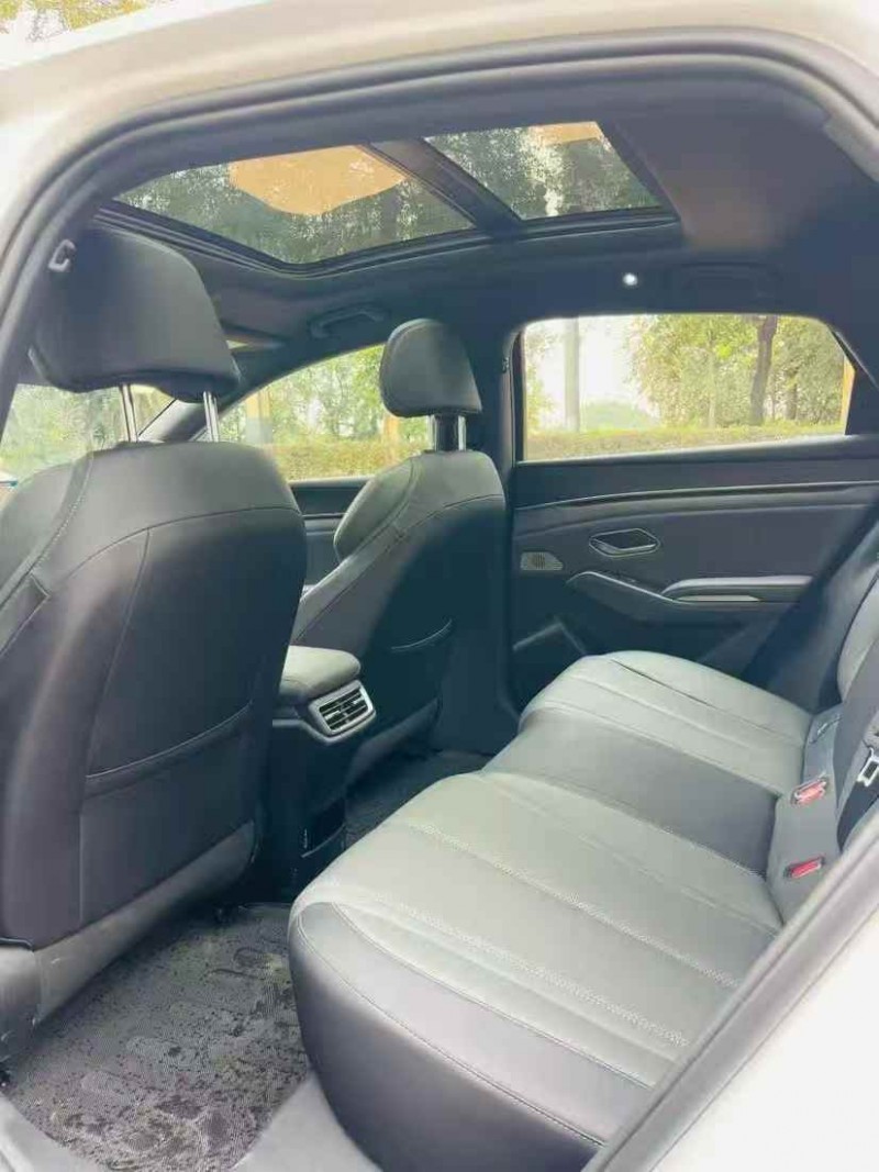 广州25年比亚迪秦6