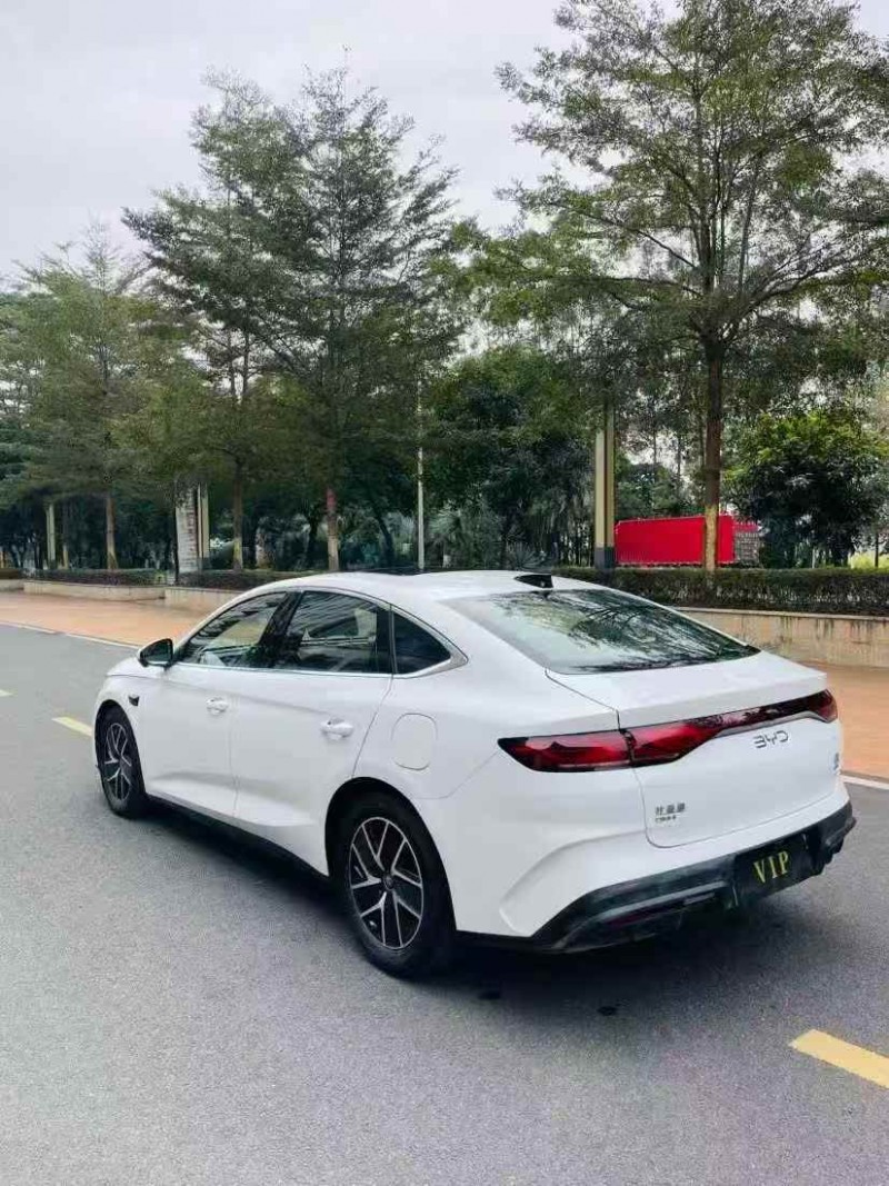 广州25年比亚迪秦7