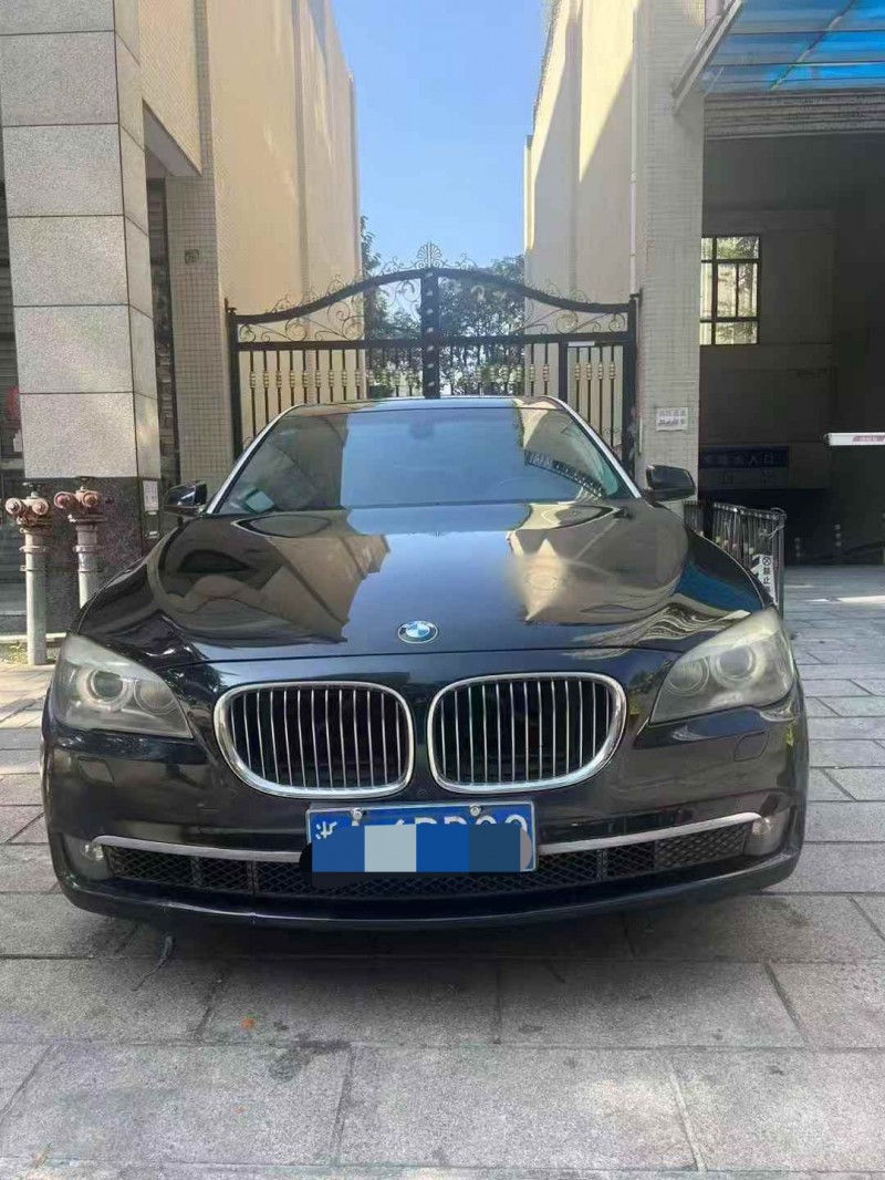 广州11年宝马7系1