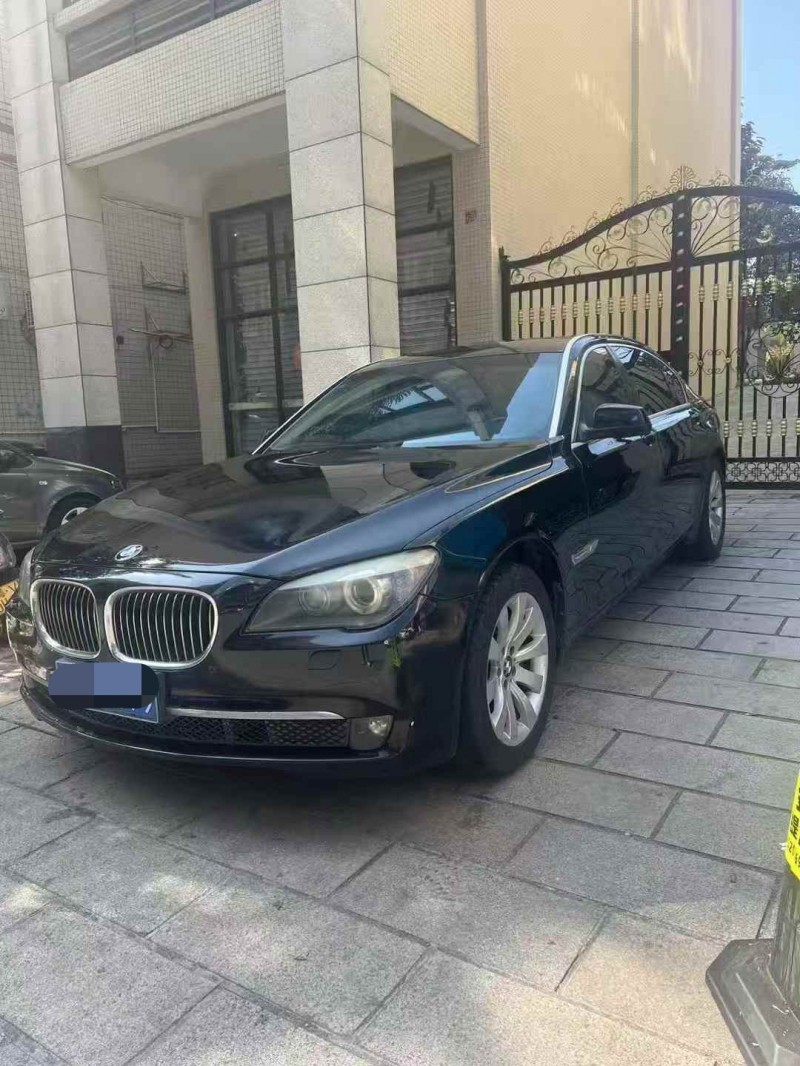 广州11年宝马7系3