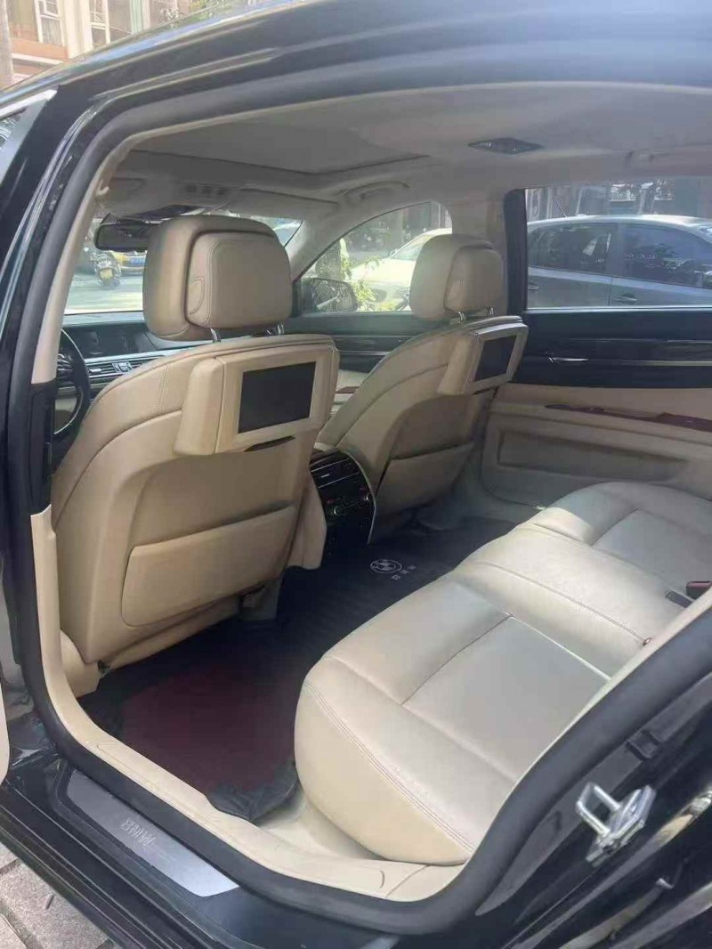 广州11年宝马7系6