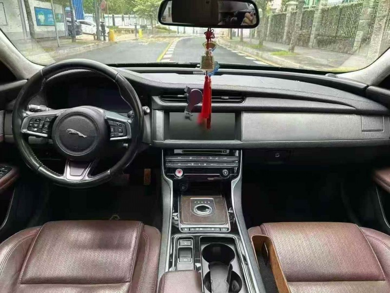 广州17年捷豹XFL7