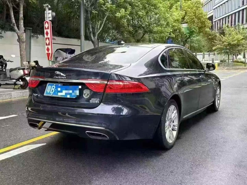 广州17年捷豹XFL8