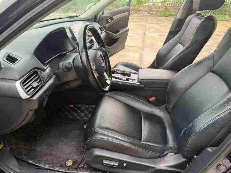 徐州20年本田雅阁4