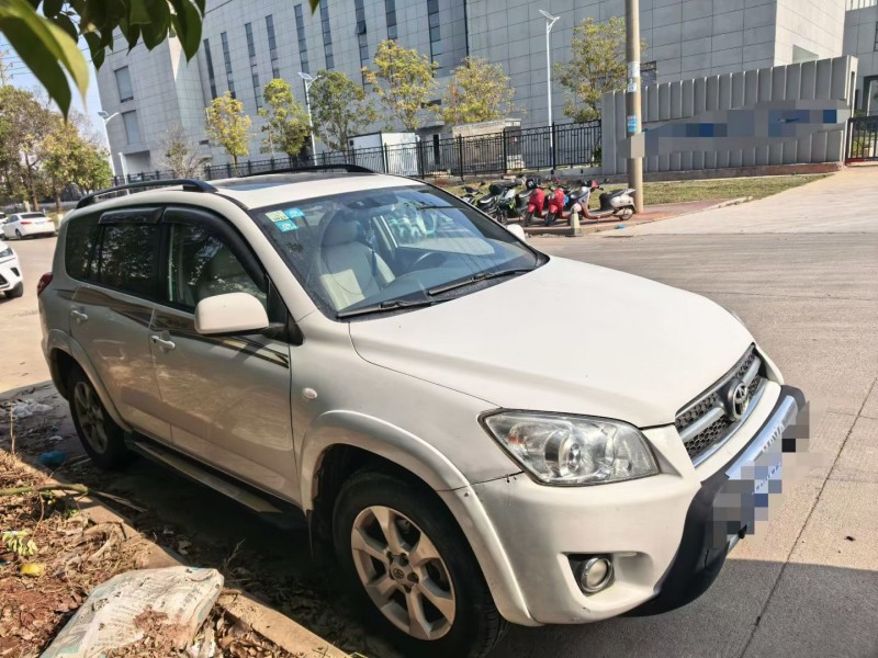 上饶11年丰田RAV4荣放2
