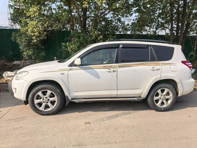 上饶11年丰田RAV4荣放3