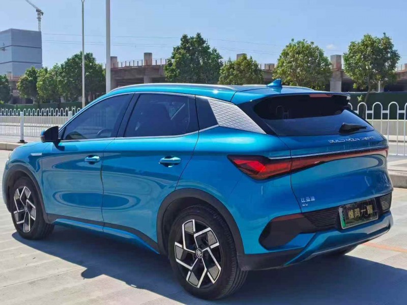 广州23年比亚迪元新能源4